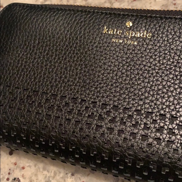 Kate Spade Wallet - Picture 2 of 6